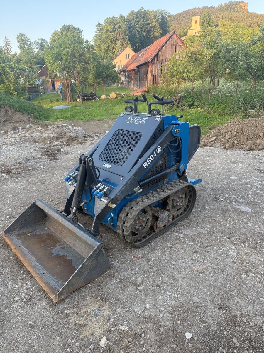 Smykovy nakladac - 4
