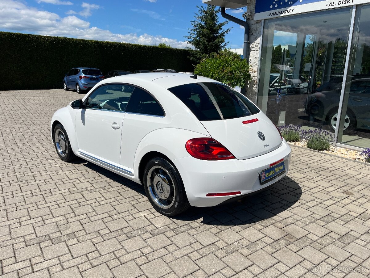 VW BEETLE Benzín - 4