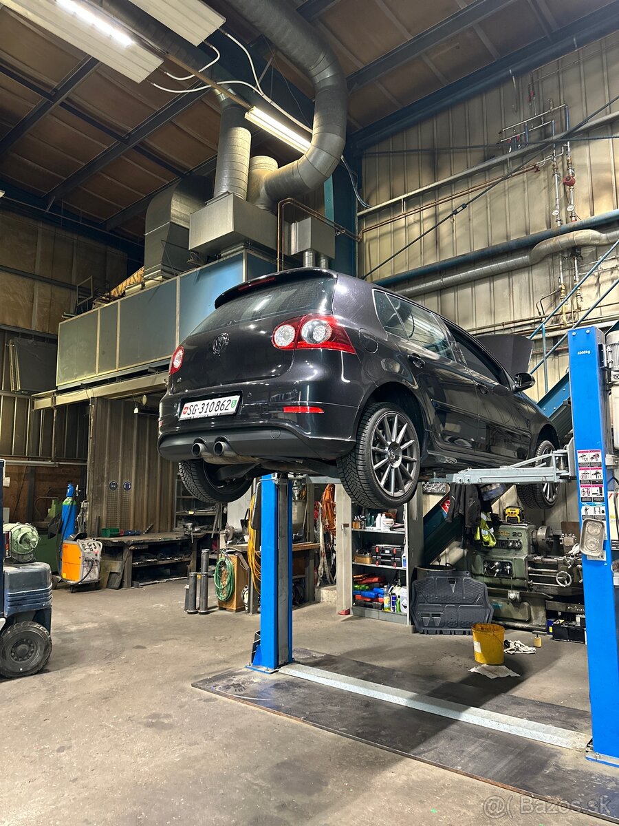 VW Golf r32 - 4