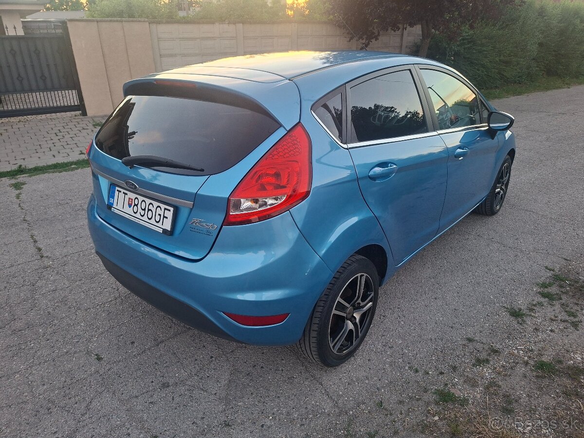 Predam ford - 4