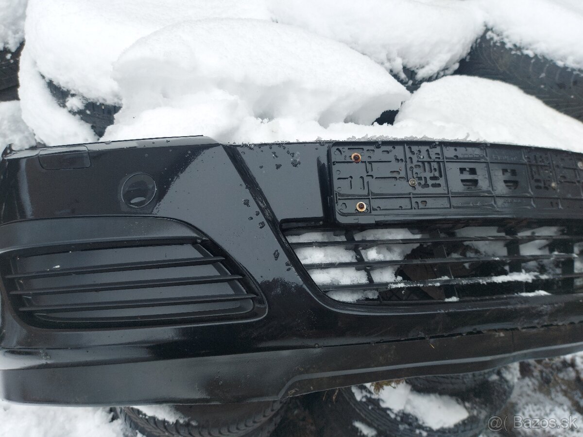 OPEL ASTRA H - přední nárazník - 4