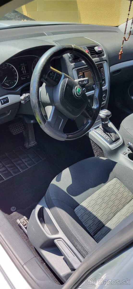 Škoda Octavia 2 Combi Fl.2.0 tdi dsg - 4