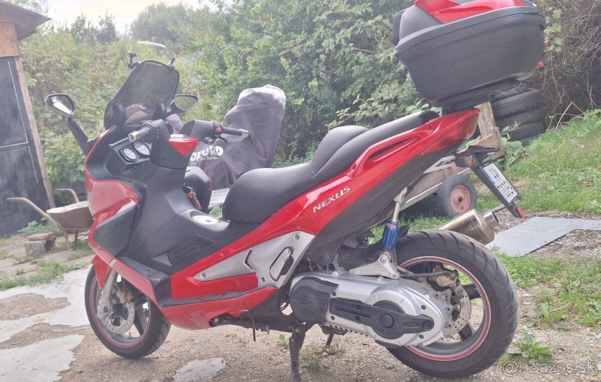 Gilera Nexus 500 - 4