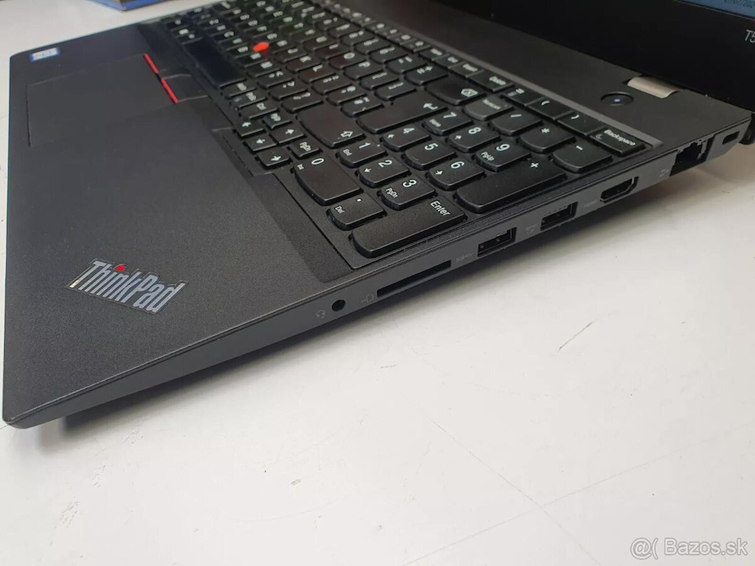 Lenovo Thinkpad T580 | i5 • 8GB RAM • 256GB SSD - 4