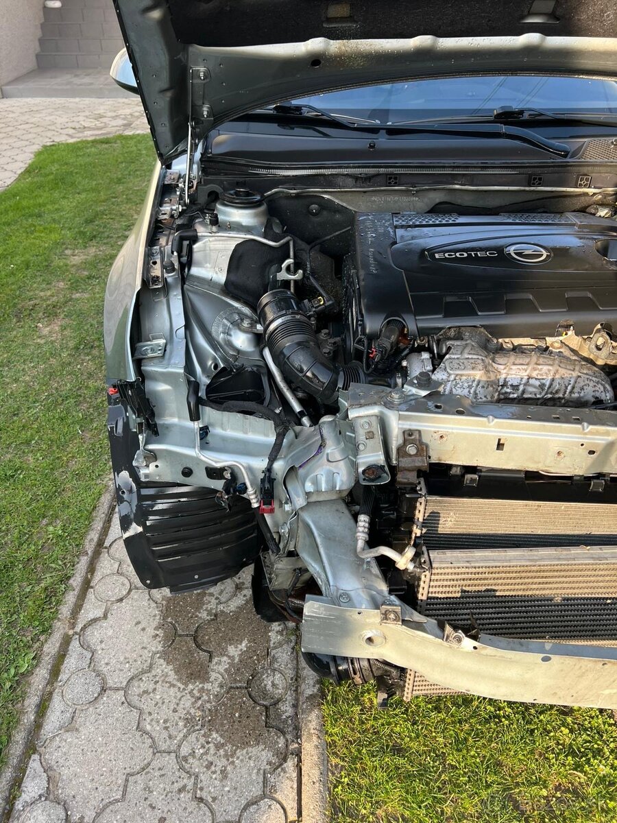 Opel Insignia 2.0 CDTI (2016) – Havarované - 4