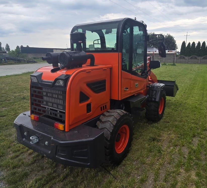 Kolový nakladač Machpro MP-L300 - 4