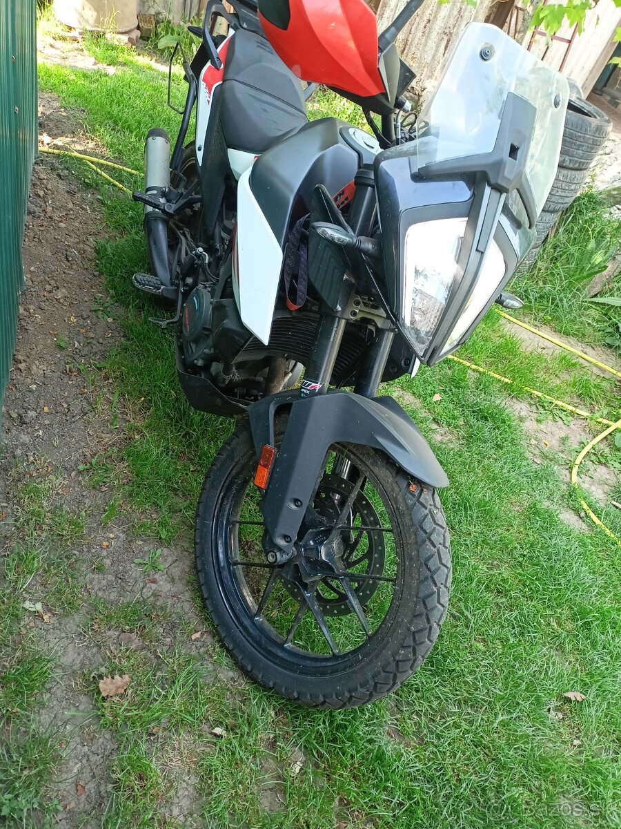 KTM ADVENTURE 390