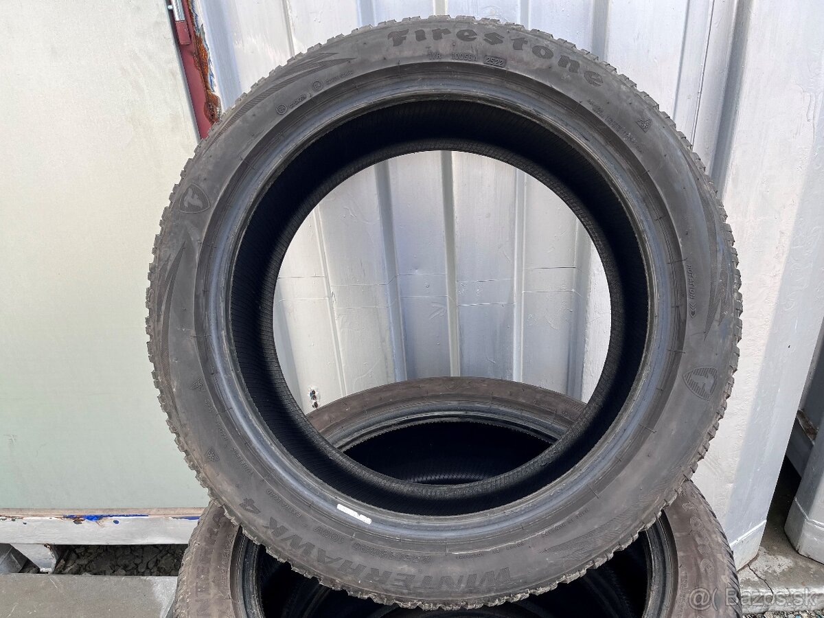 Zimne pneu Firestone 255/45 R20 - 4