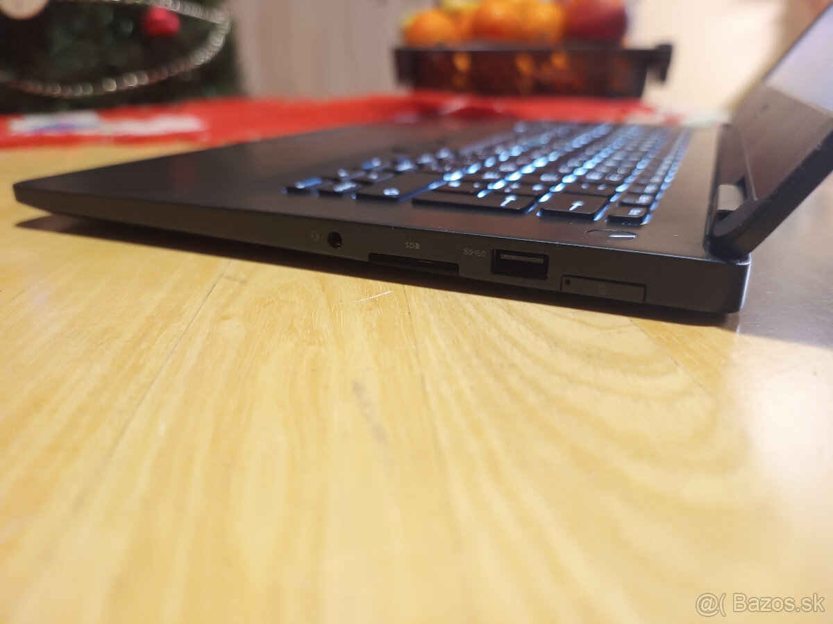 DELL Latitude E7470 - 14.1" / i5 6300u / 8GB DDR4 / m.2 SSD - 4