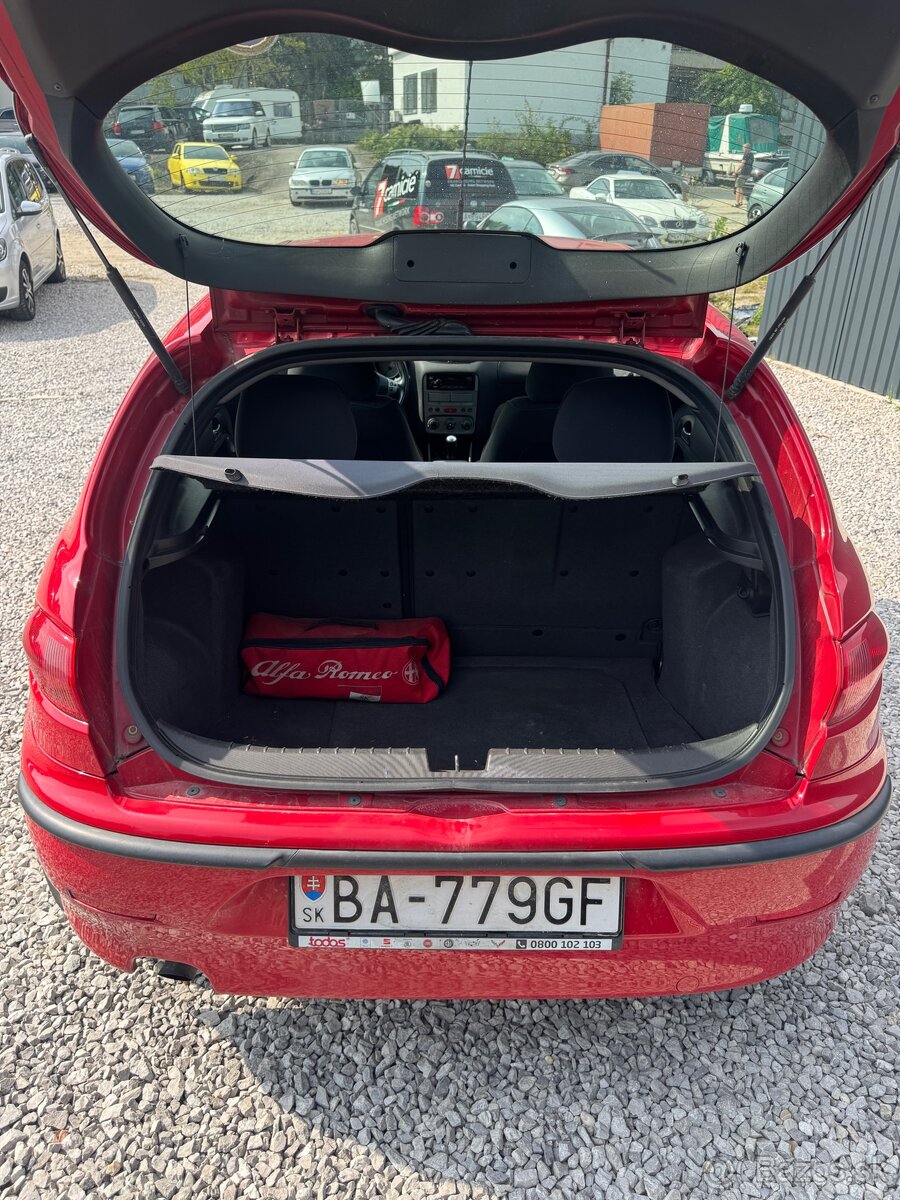 Alfa Rómeo 147 1.9jtd ( alfa romeo) - 4