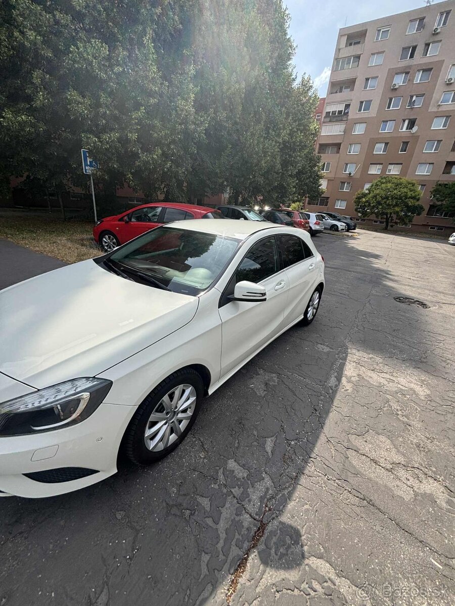 Mercedes-benz 180a - 4