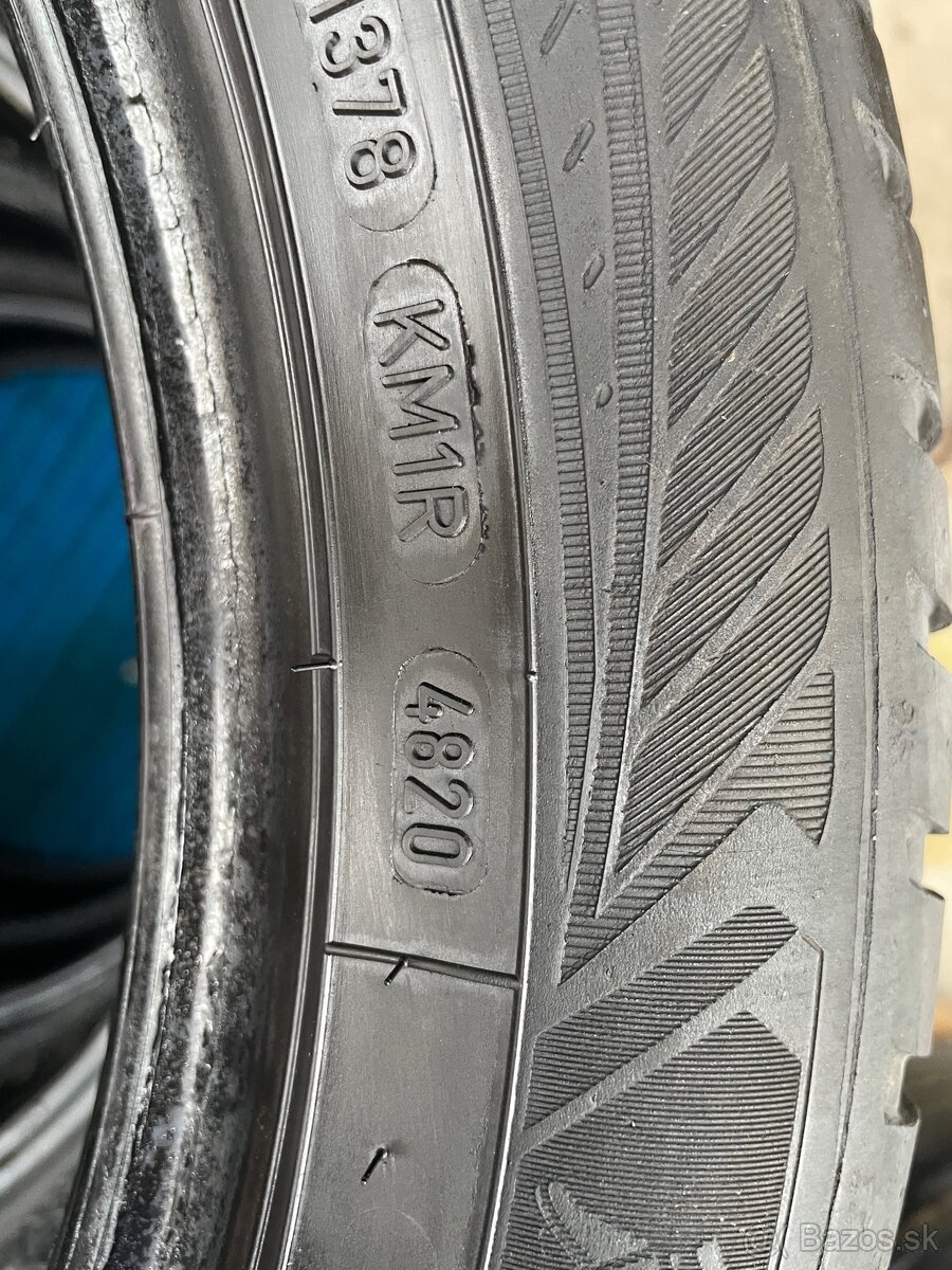 Celorocne Goodyear Vector 4S SUV 225/50R18 DOT4820, 359 - 4