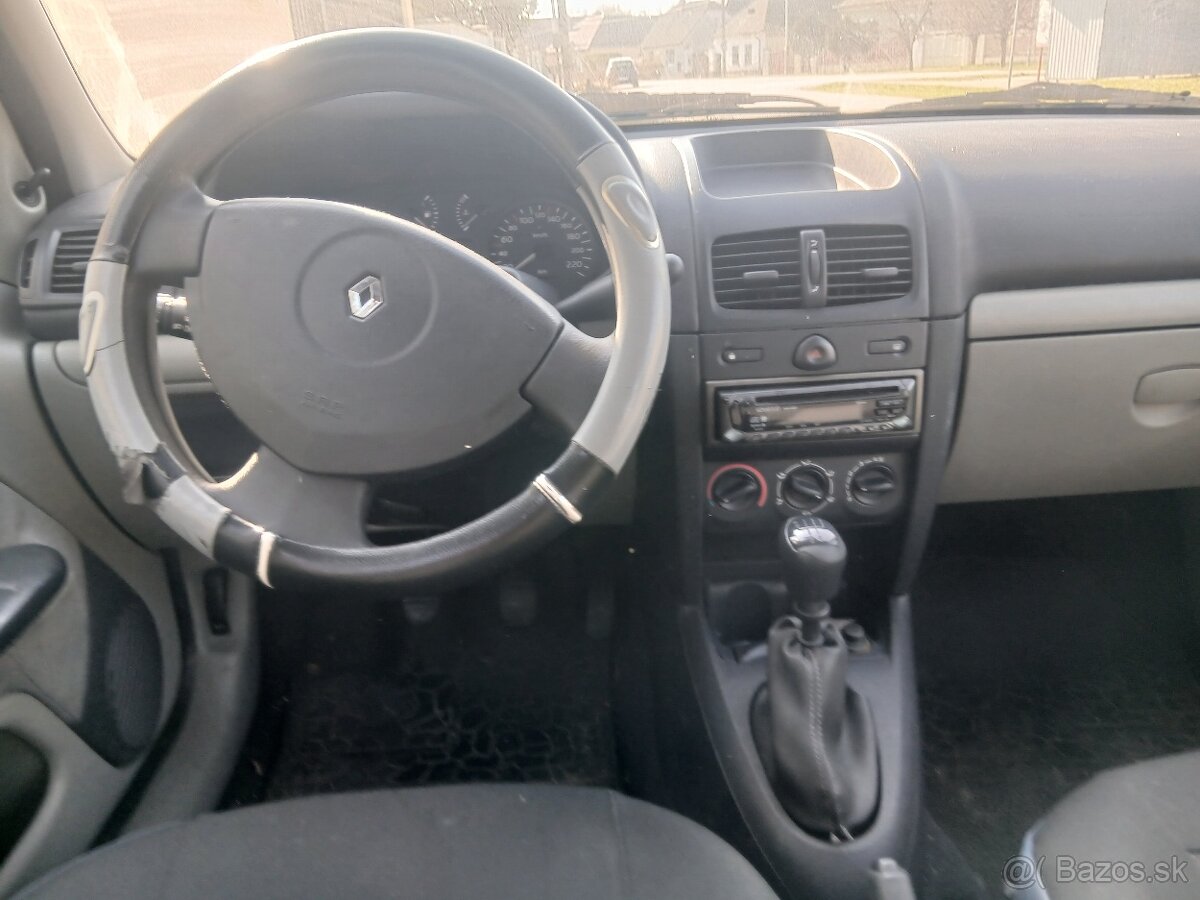 Renault Clio 1.2 - 4