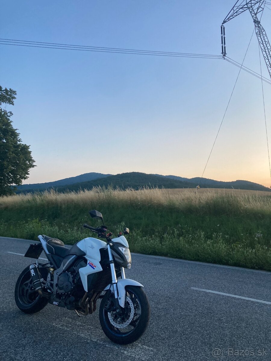 Honda CB1000R - 4