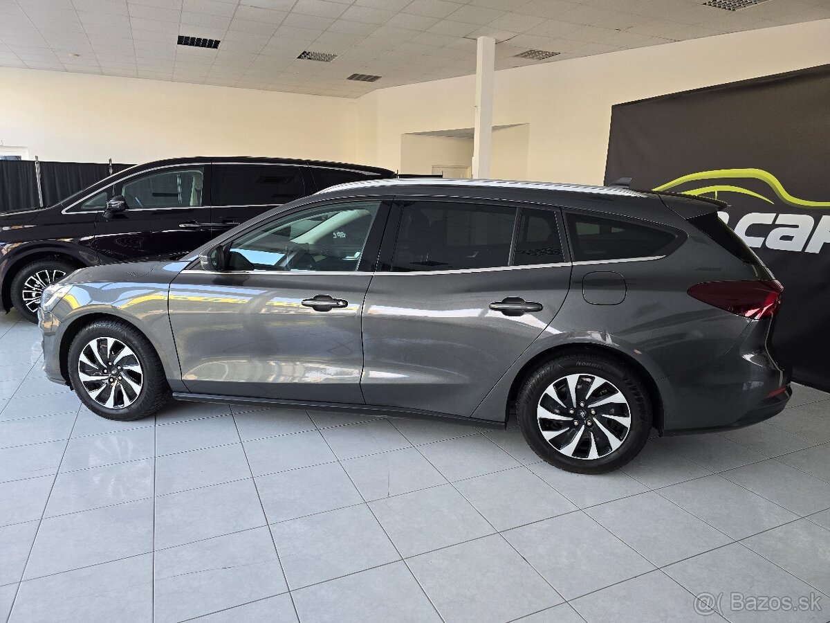 Ford Focus Kombi 1.5 EcoBoost Titanium A/T - 4