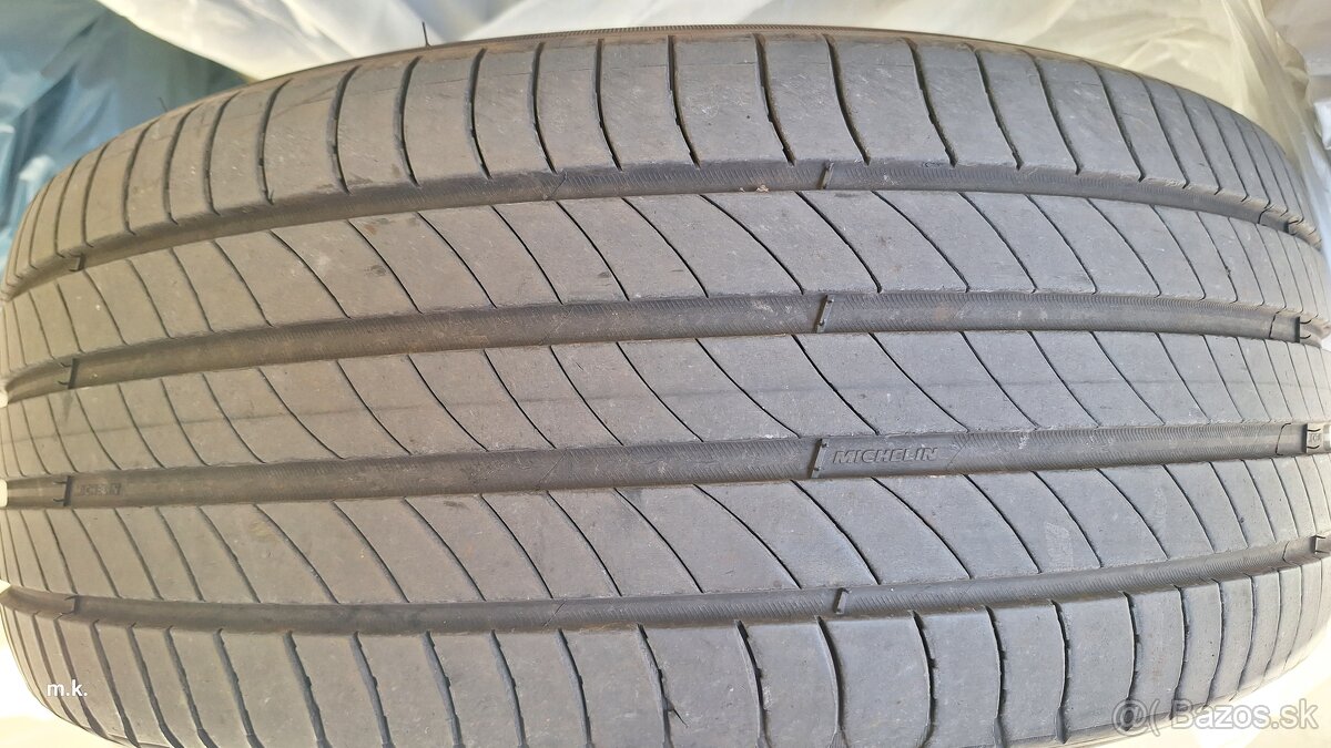 Michelin Primacy 4 235/50 R19 - 4