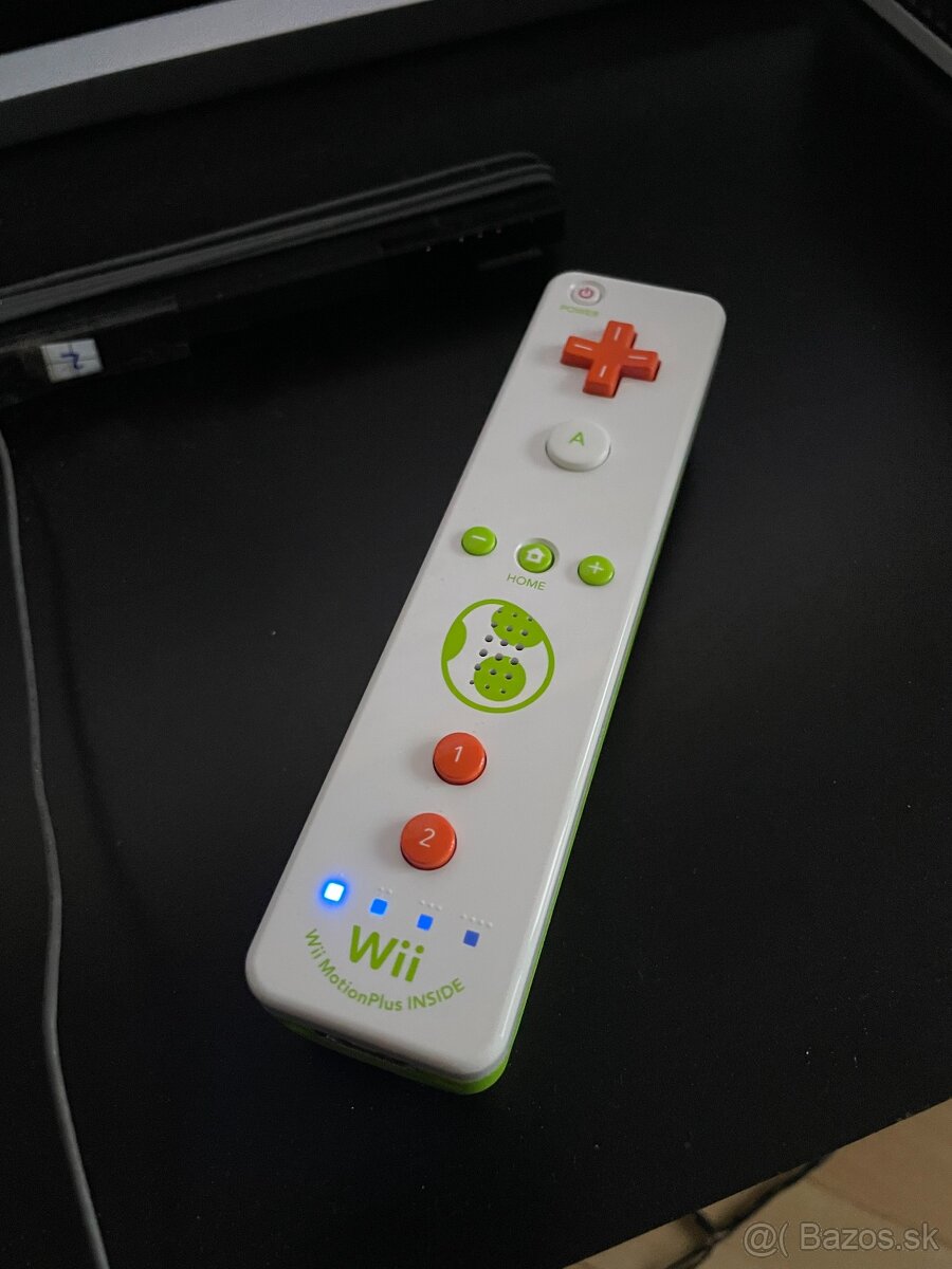 NINTENDO WII U (WII) REMOTE - YOSHI - 4