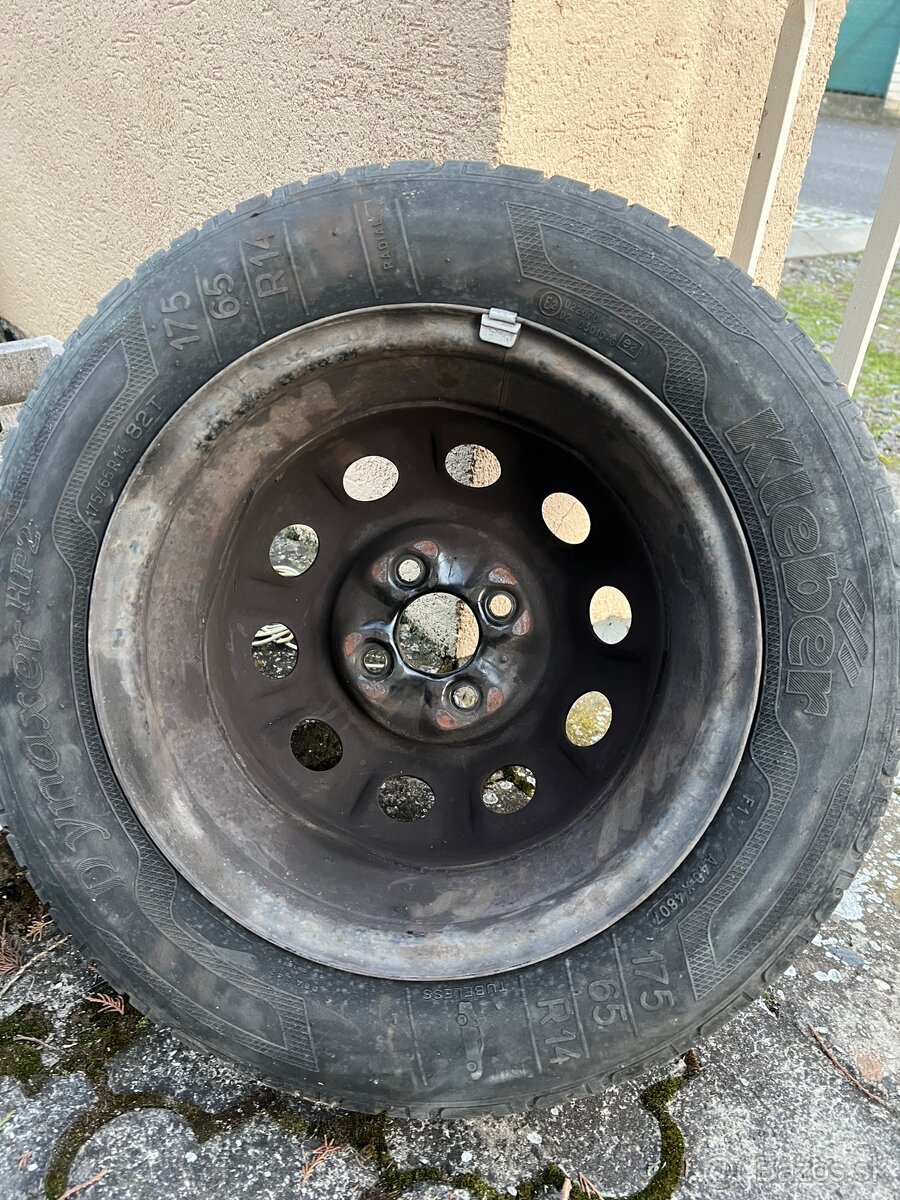 Sada kolies R14 na Nissan - 4