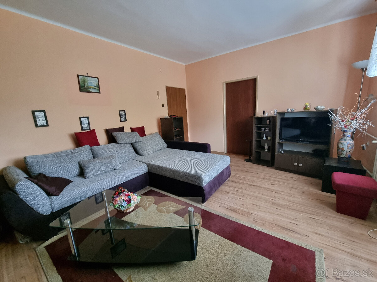 2 IZBOVÝ TEHLOVÝ BYT s BALKÓNOM 58 m2 HOLÍČ- SKALICA - 4