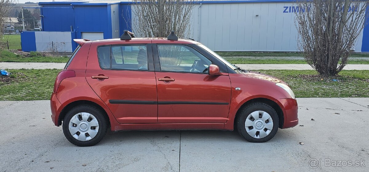 Suzuki Swift 1.3 benzín, r.v 2008 - 4