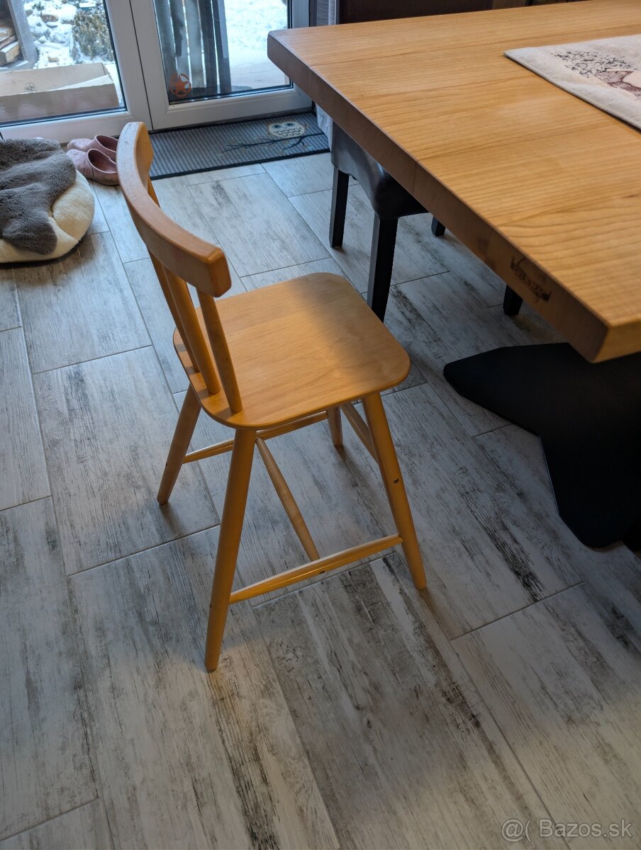 Detská vyvýšená stolička z masívu - 4