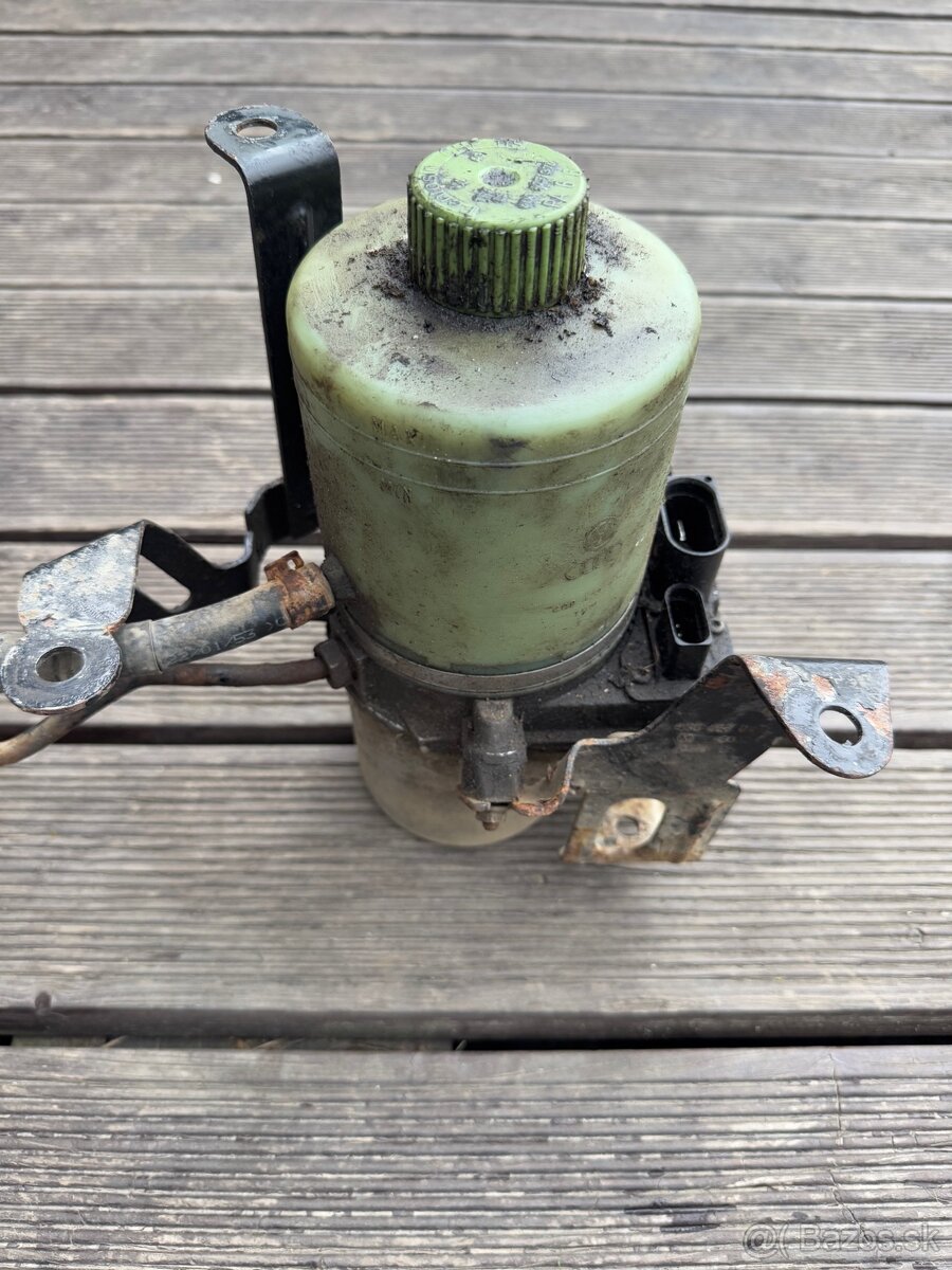 Servočerpadlo TRW Fabia 1 - 4