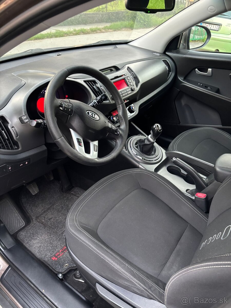 Kia Sportage - 4