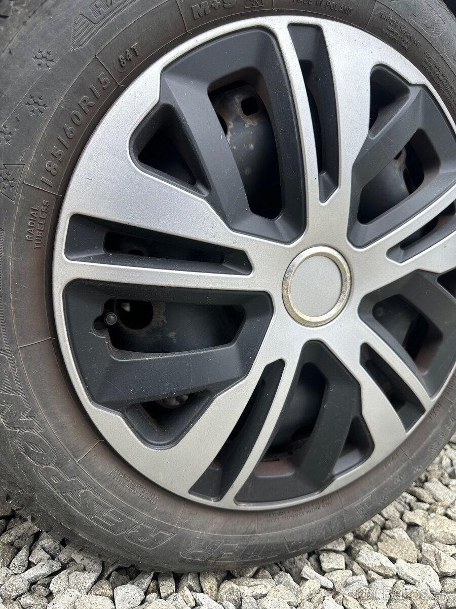 R15 skoda fabia zimné - 4