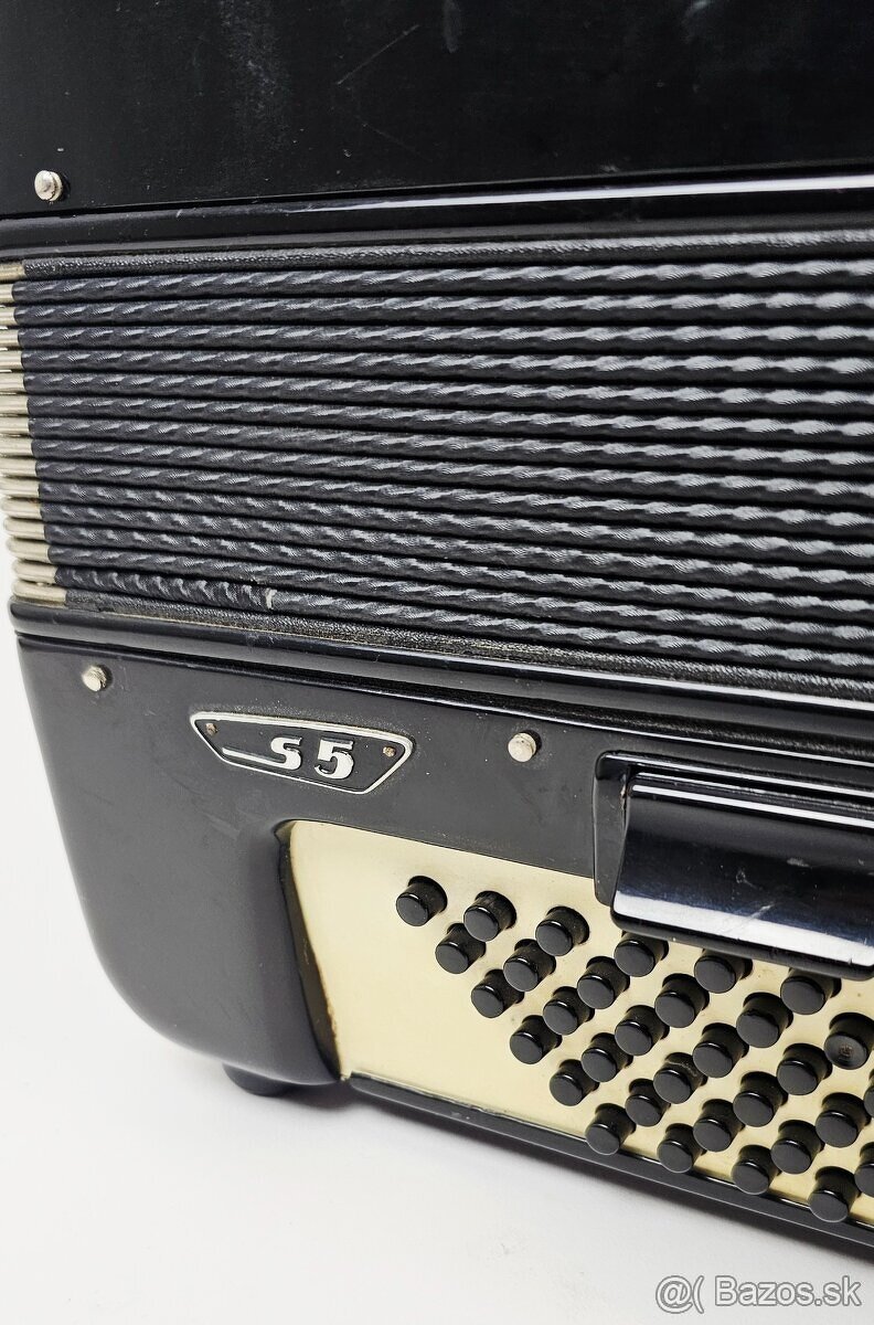 Špičkový akordeon weltmeister s5 po Generálke - 4