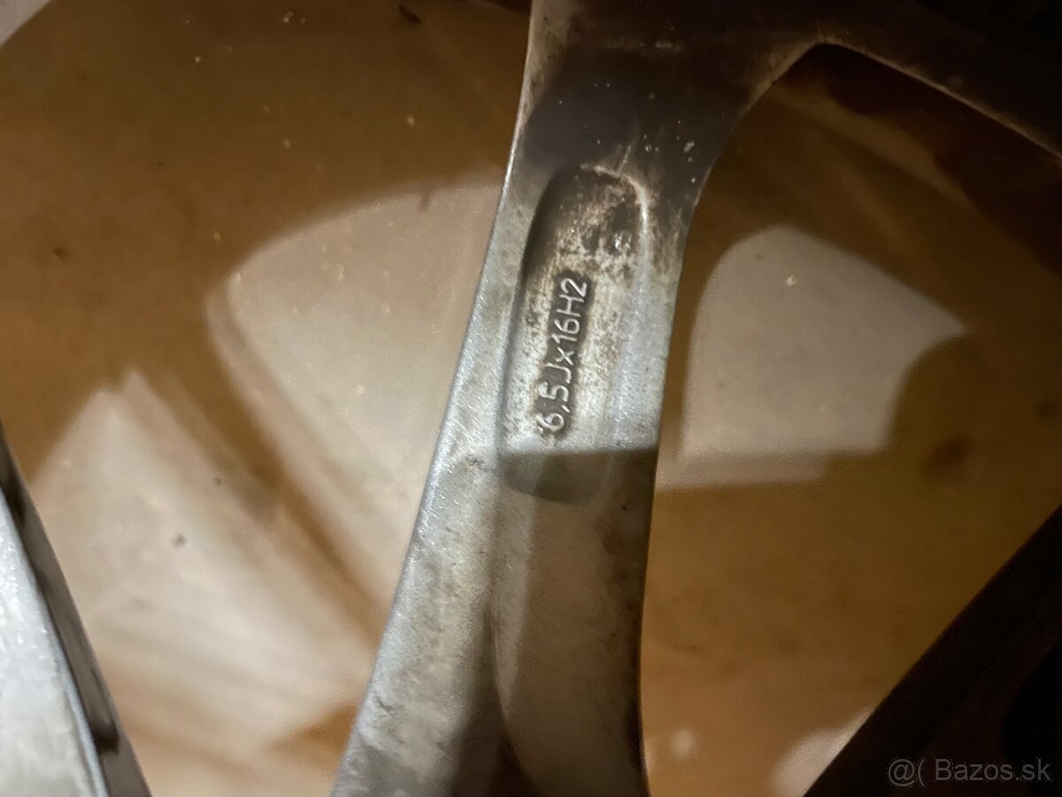 Predám elektrony 5x106 R16 - 4