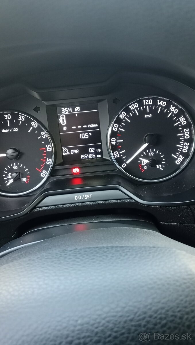 Predám Škoda Octavia 3 combi 1,6 Tdi - 4