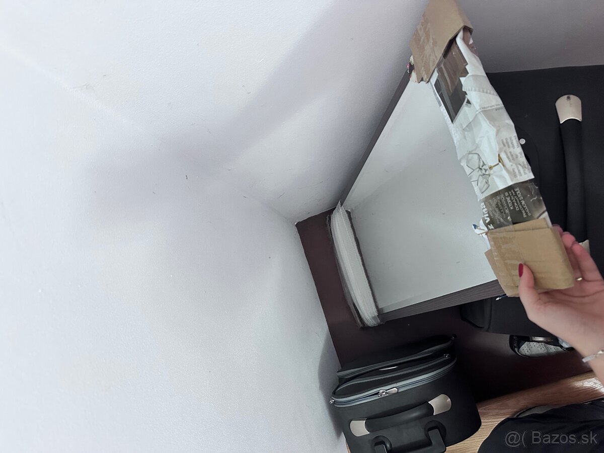 Predám sadu skriniek - 4