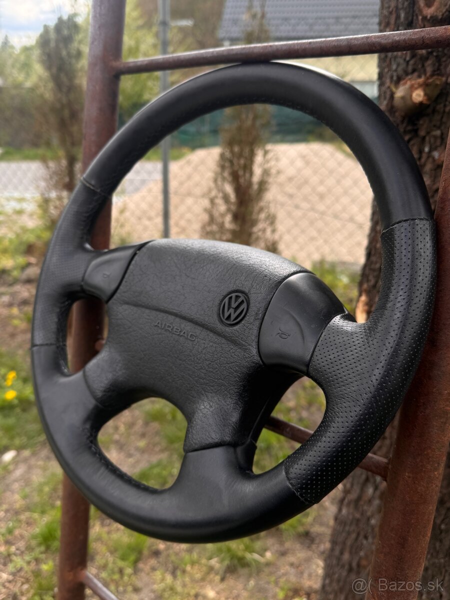 Volant Golf 3 / Vento / Felicia - 4