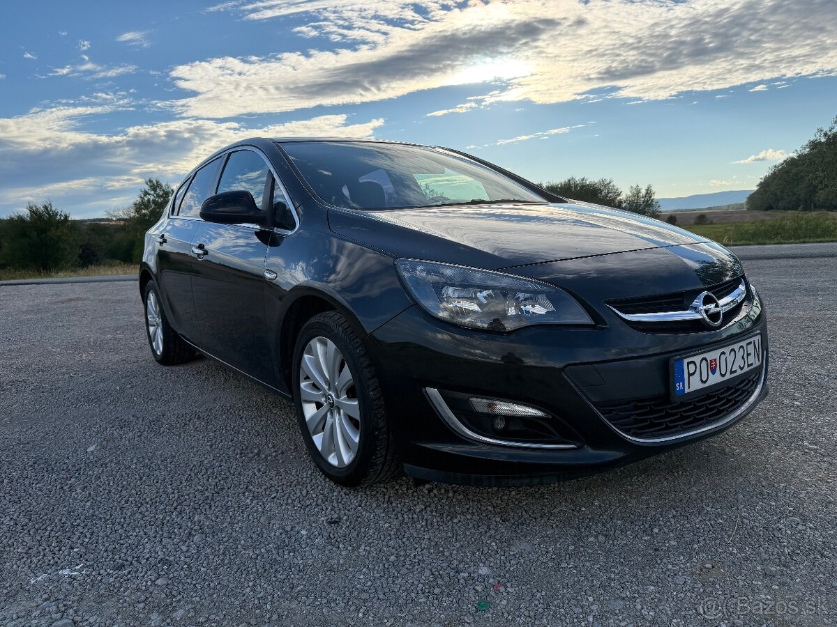 Opel Astra 1.6b 2013 - 4