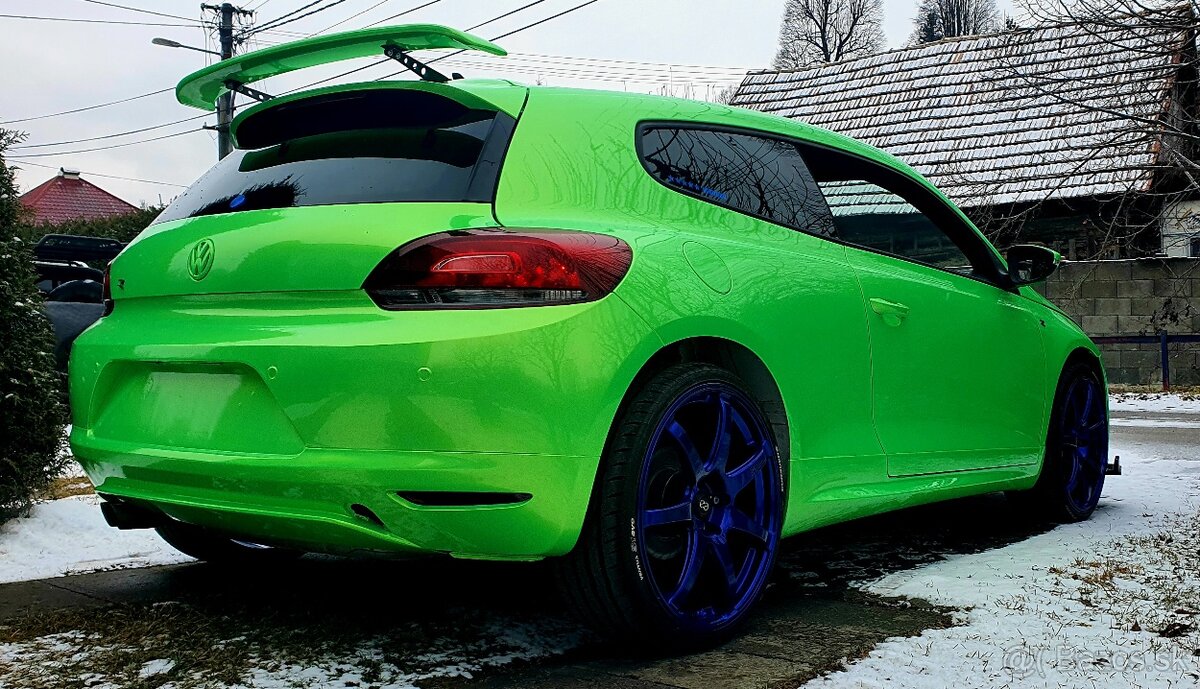 Volkswagen scirocco 2,0 TDI R-Line - 4