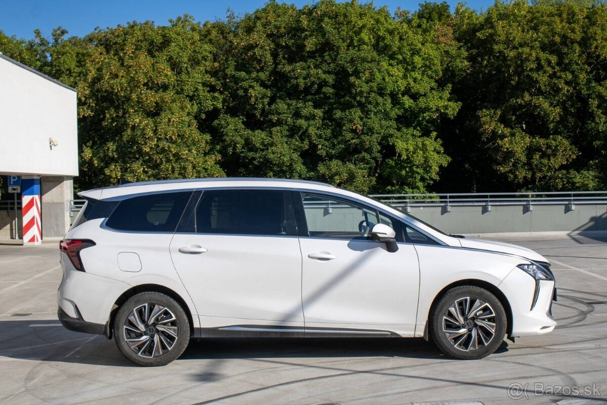 Dongfeng Forthing U-Tour 1. majiteľ 7 miestny v záruke - 4