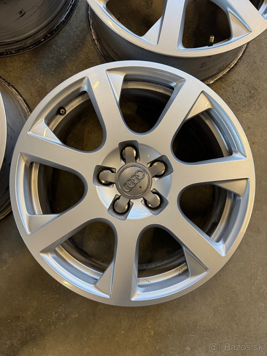 hliníkové disky r17 audi a4 - 4