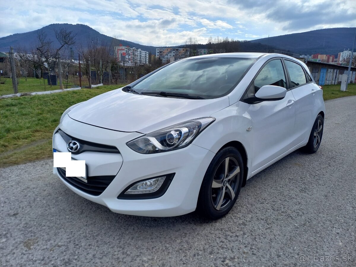 Hyundai i30 1.4 CRDi,R.v 2013,Facelift - 4