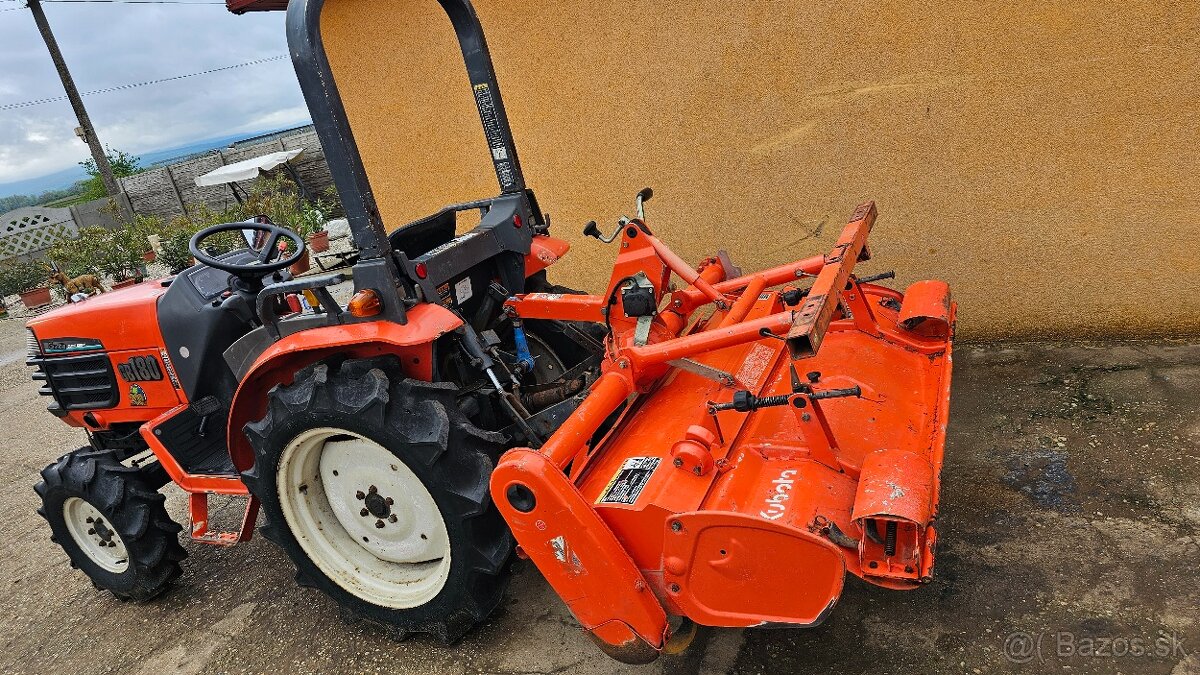Kubota - 4