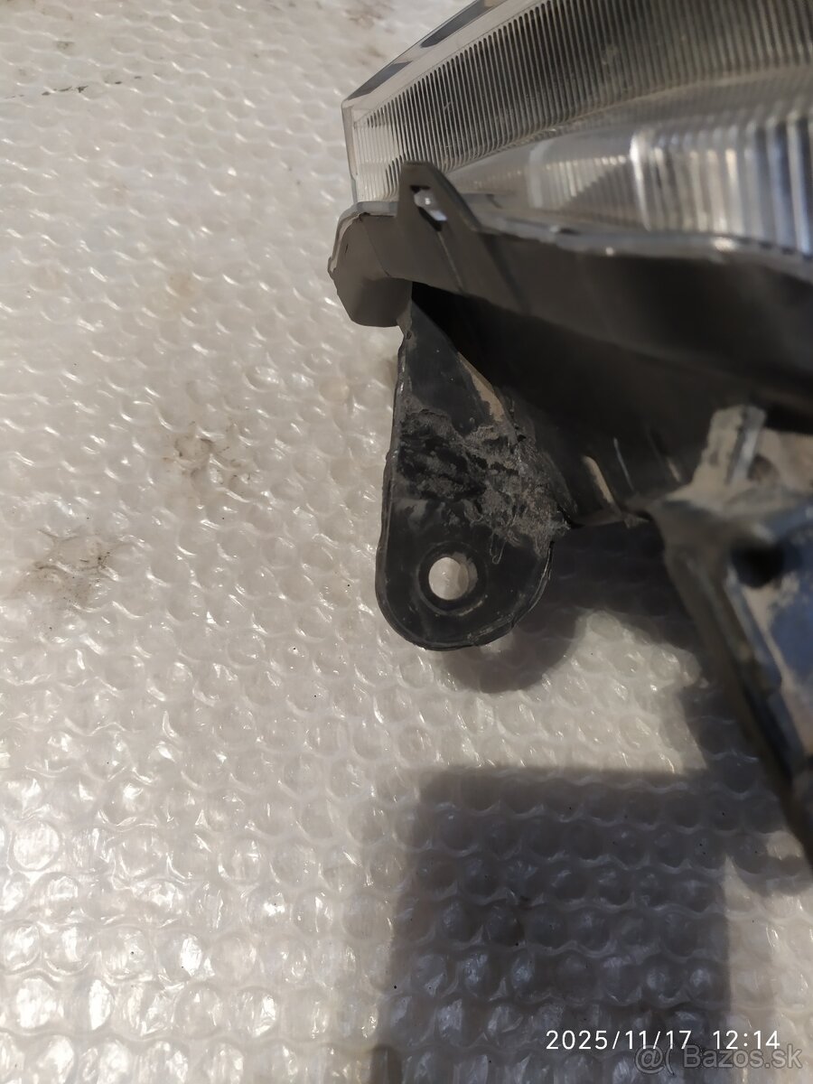 Pravé predné svetlo Suzuki Vitara III 100-18095 - 4