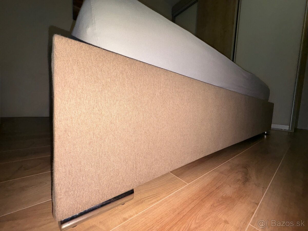 Predám čalúnenú posteľ,matrac Dormeo a NOVÉ lamelové rošty - 4