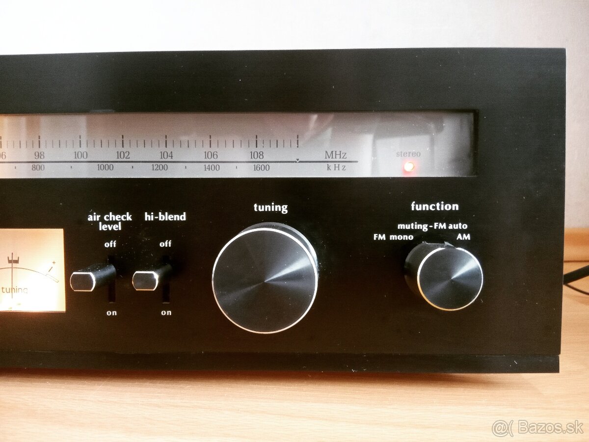 2000T stereo tuner - 4