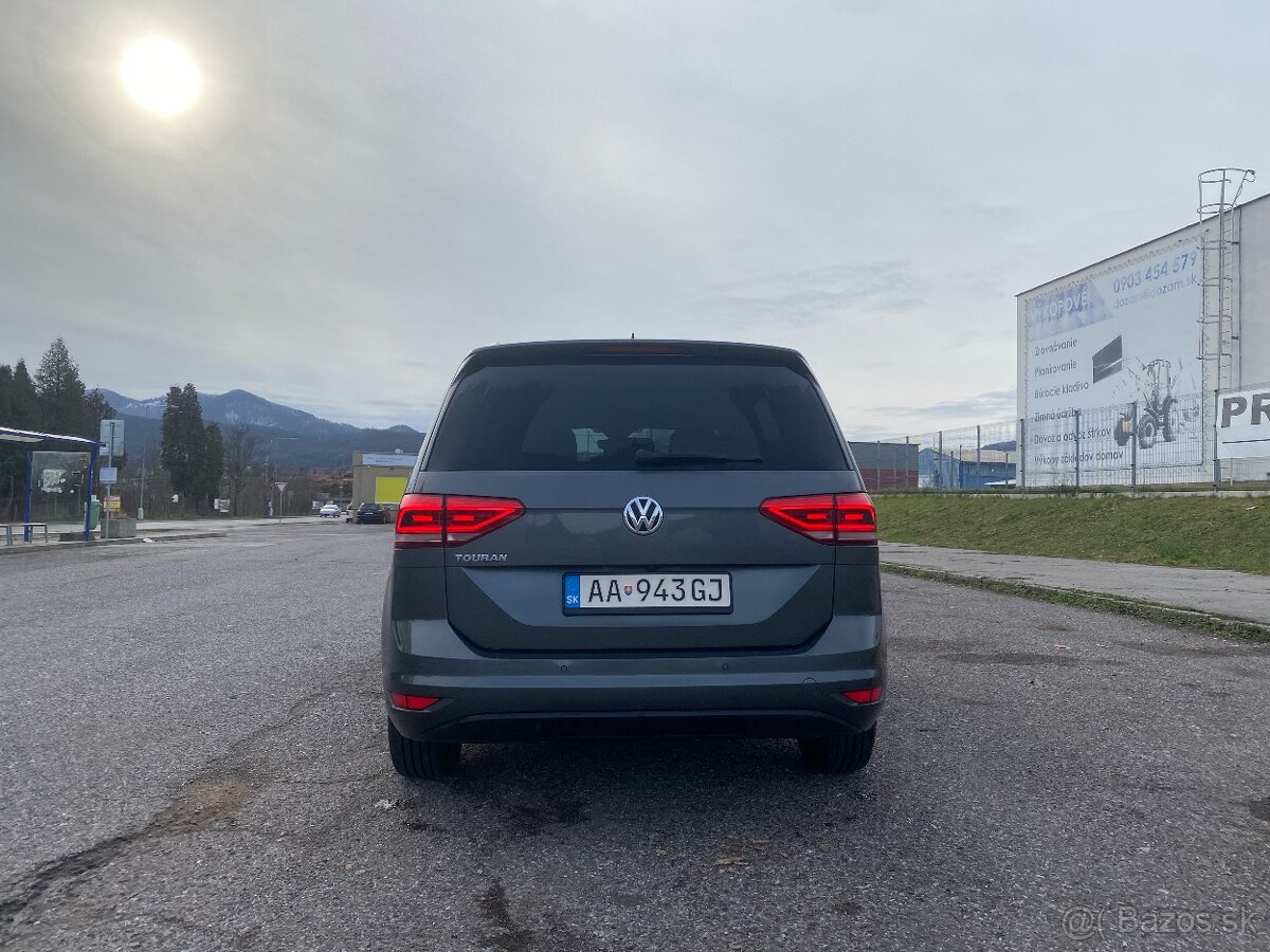 Volkswagen Touran 1.6 TDI DSG7 - 4