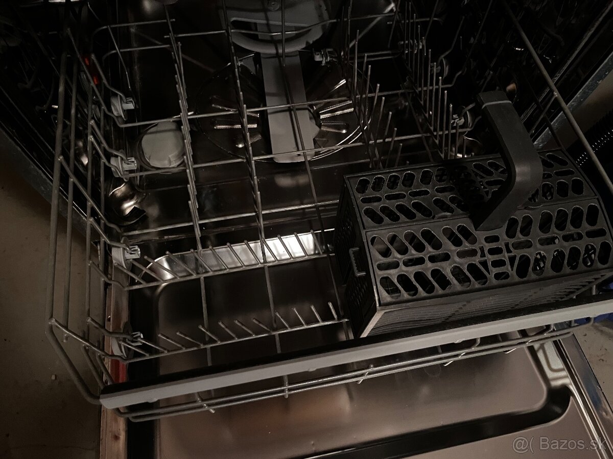 Umyvacka riadu Elektrolux - 4