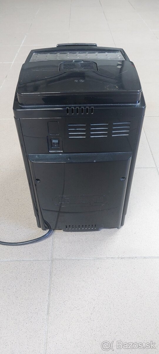 DeLonghi Cappuccino ECAM 23.450.B - 4