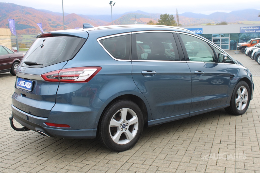 Ford S-MAX 2,0 TDCI 140 kW ECOBLUE AUTOMAT - 4