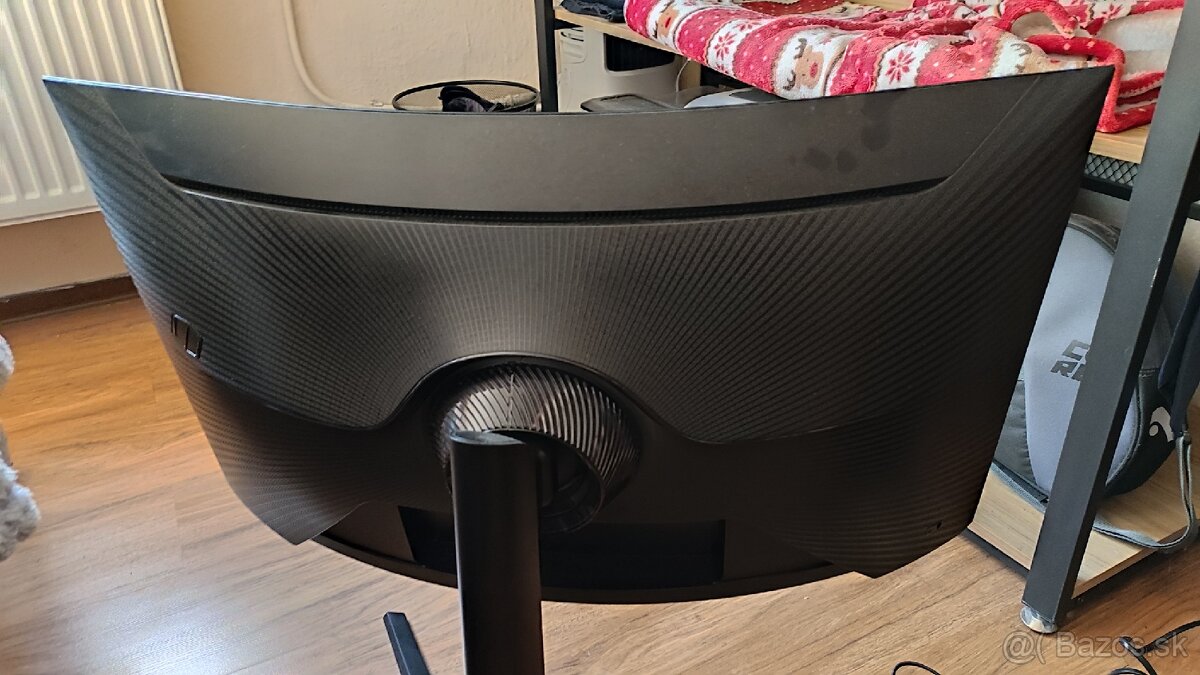 32 palcový Samsung Odyssey G65B - 4