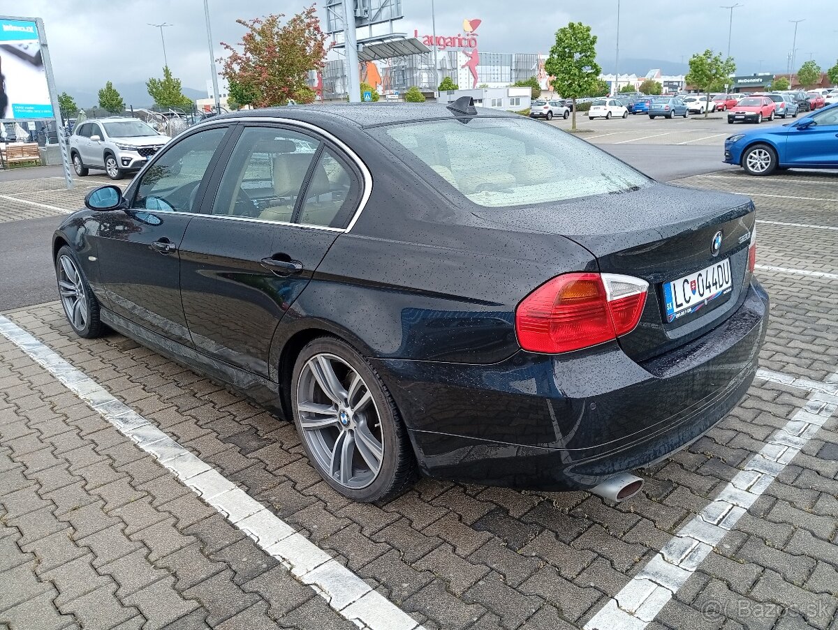 BMW E90 2.0i - 4