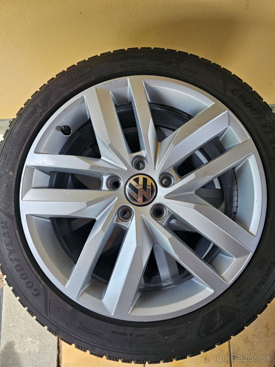 Original VW Madrid R17 - 4