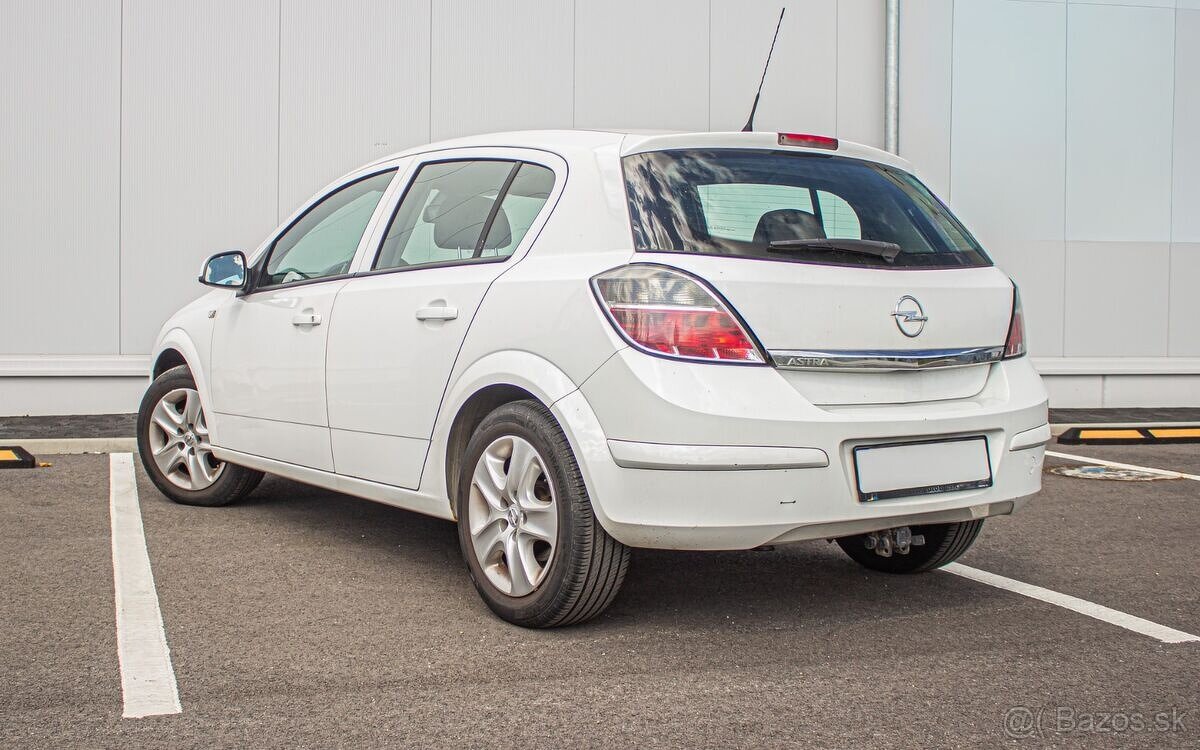 Opel Astra Classic III 1.6 16V - 4